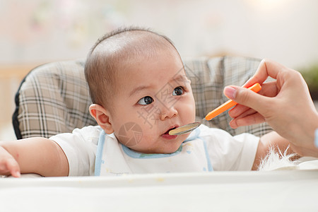 幼儿用品宝宝吃辅食背景