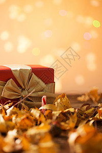 红色打结丝带包装盒祝福节日礼物背景
