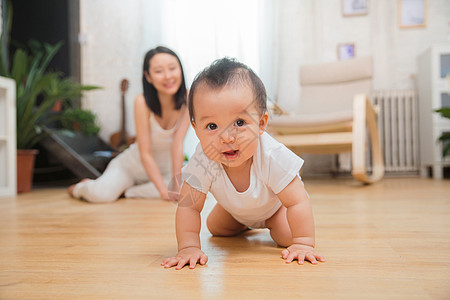 妈妈和两个孩子童年亚洲舒适妈妈和宝宝背景