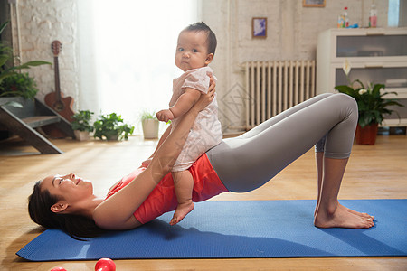 运动健身妈妈和宝宝图片