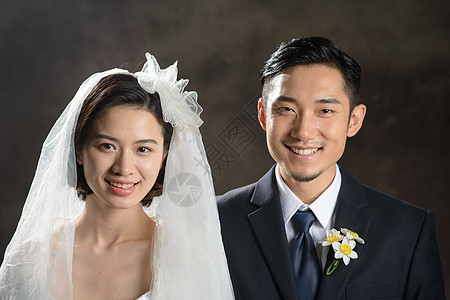 复古婚纱古典式的新婚照背景