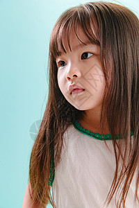 可爱的肖像表情包小女孩生气的可爱表情图片
