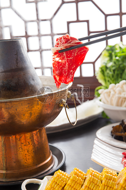 美味的老北京涮羊肉火锅图片
