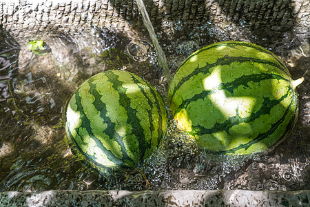 夏日解暑的西瓜图片