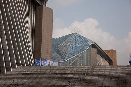 天空樱花广东省深圳城市建筑背景