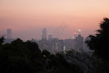 夕阳海滩广东省深圳城市建筑背景