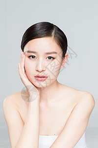 灰色背景成年人亚洲人青年女人妆面肖像图片