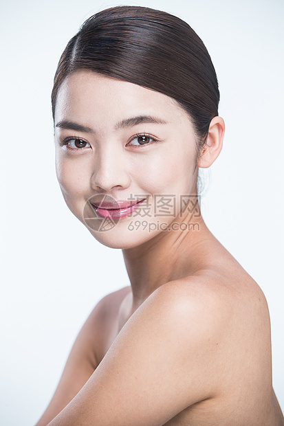 个人护理脸身体保养青年女人妆面肖像图片