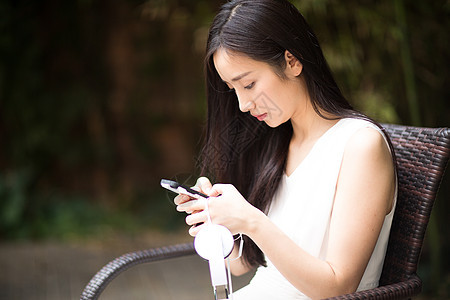 肖像清纯仅一个女人青年女人图片