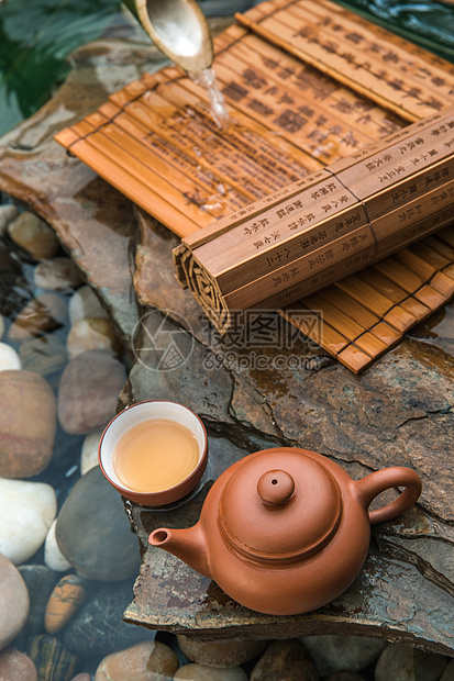 东方文字石头茶壶和竹简图片