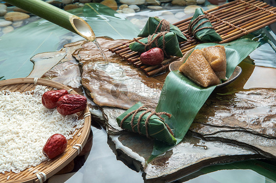 传统节日美食粽子图片