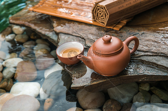 古典式水少量物体茶壶图片