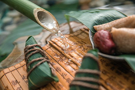 竹子流水端午美食粽子背景