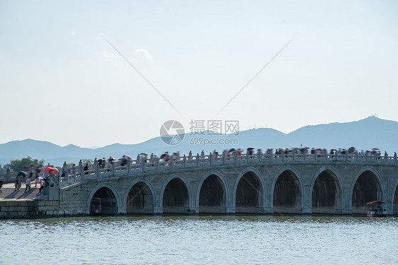 旅游无法辨认的人桥北京颐和园图片