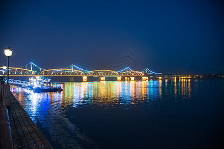 圣诞节夜晚无人路自然地理辽宁省丹东鸭绿江背景