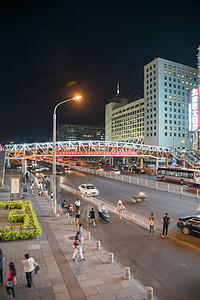 无法辨认的人购物中心繁华北京商业街夜景图片