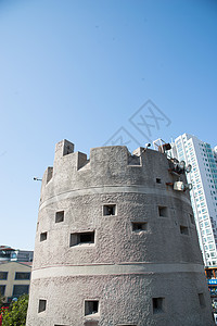 垂直构图摄影辽宁省丹东碉堡图片