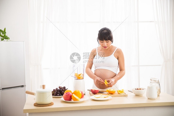 孕育孕妇做饭图片