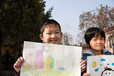 男孩贡献平房乡村小学里的小学生图片