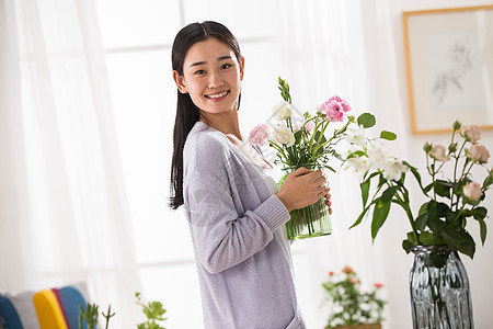 摄影亚洲爱好青年女人的家庭生活图片