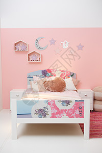 床室内设计布置粉色的儿童房图片