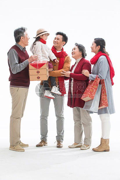 兴奋父亲礼品盒幸福家庭庆祝新年图片