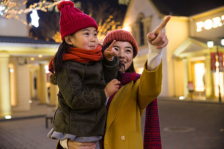 围巾童年都市风光快乐母女图片