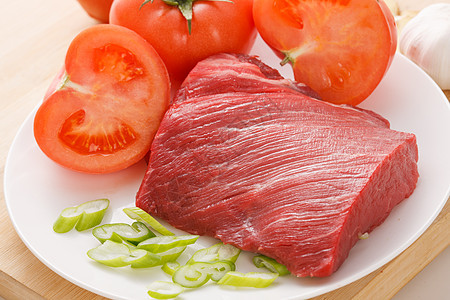 食材肉和西红柿图片