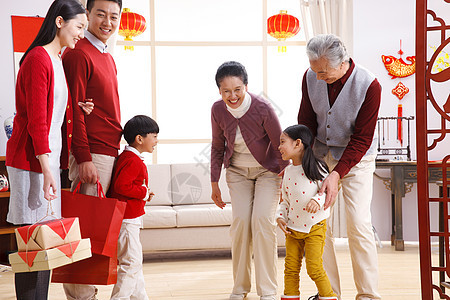 拜年住房礼物快乐家庭过新年图片