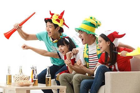 世界杯喇叭足球球迷看比赛喝啤酒背景