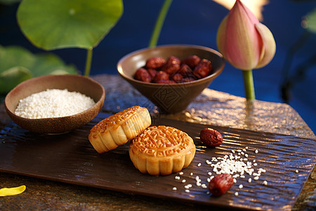 食材传统节日荷花中秋节月饼图片