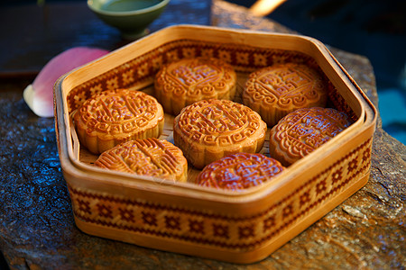 食品传统节日月饼图片