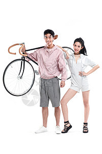 女朋友青年人摄影青年情侣和自行车图片