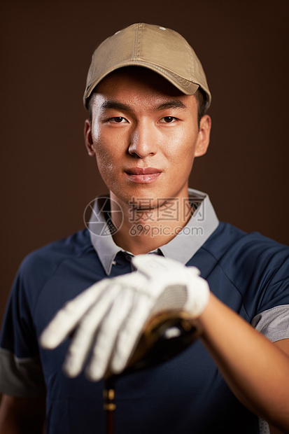 高尔夫球运动员形象图片