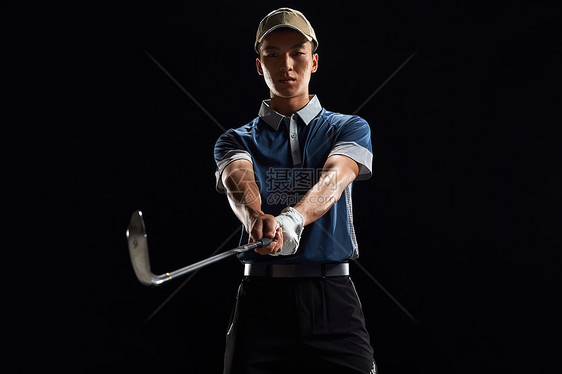 一个青年男人高尔夫球运动员图片