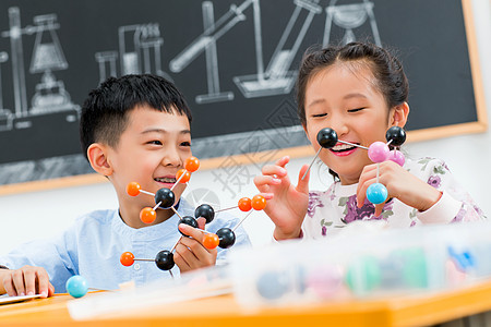 学生模型素材乐趣知识预期小学生在教室里背景