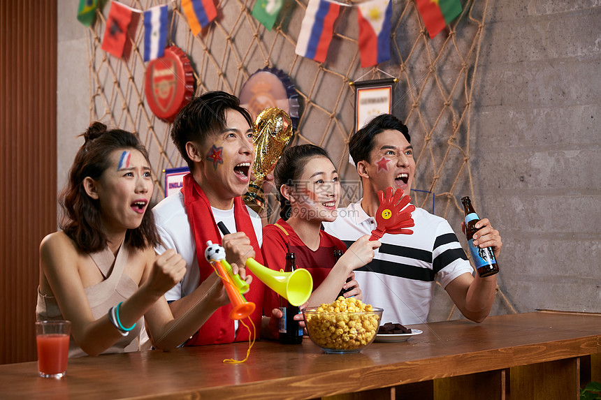 球迷热议不断哈登时代的落幕与库里新时代的开启