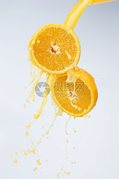 落下的橙子图片