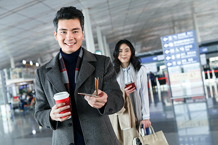 成功人士旅途商务男人商务男女在机场图片