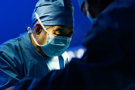 医疗器械治病医疗用品医务工作者在手术室图片