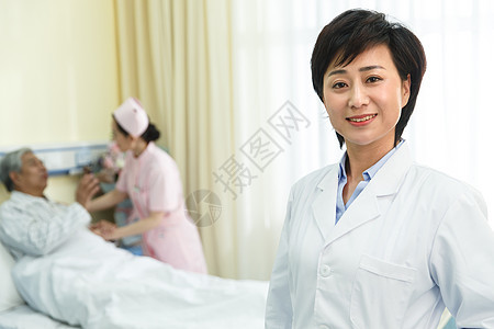 保健康复医生医务工作者和患者在病房图片
