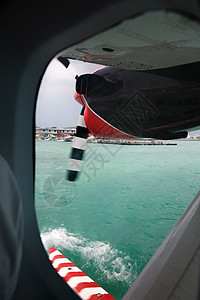 马尔代夫俯视旅游胜地俯视印度洋从飞机上俯瞰马尔代夫风光背景