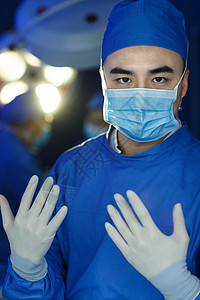 亚洲人急诊室专业人员医务工作者在手术室图片