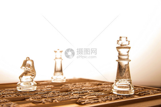 竞争水平构图户内活字印刷和国际象棋图片