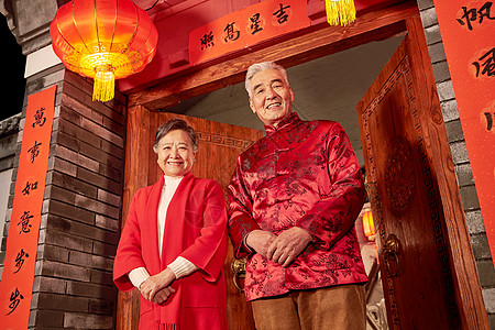 传统媒体灯笼亲情传统服装老年夫妇过新年背景
