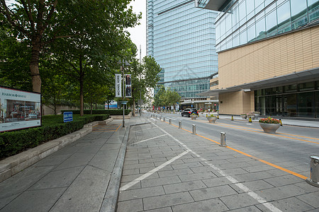 都市马路市中心人类居住地阴天北京国贸背景