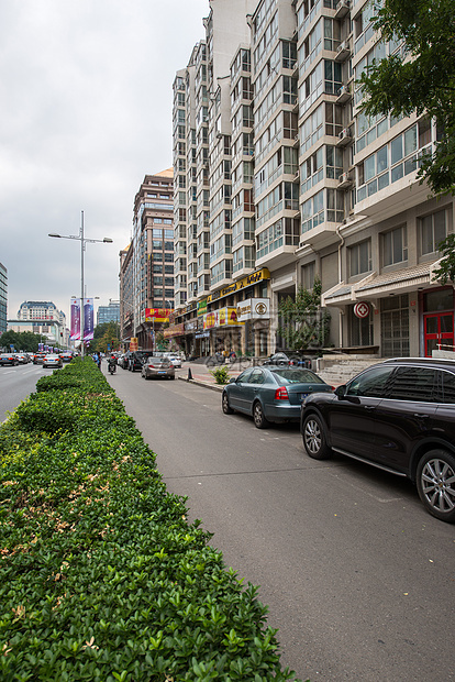 机动车户外都市风光北京金宝街图片