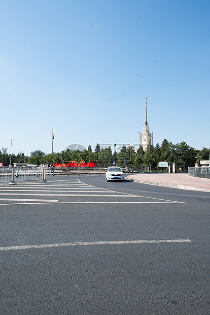 当地著名景点建筑特色人造建筑北京西直门建筑群图片