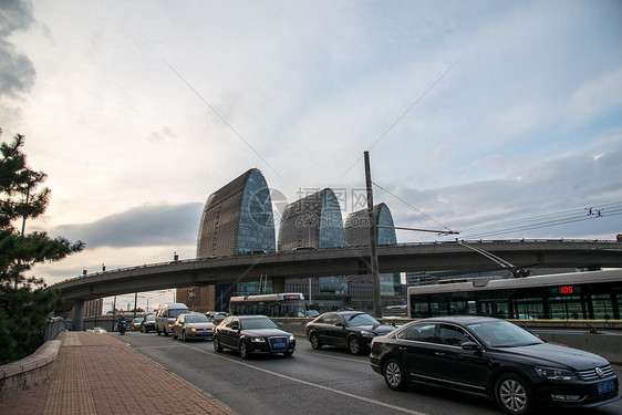 当地著名景点旅游胜地市区北京西直门建筑群图片