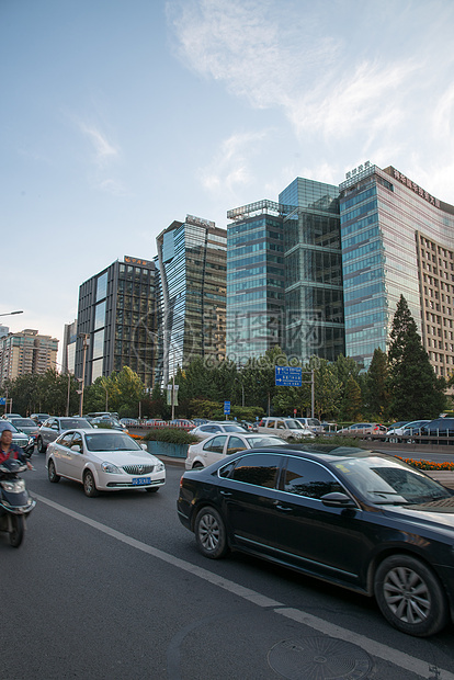 现代建造人造建筑北京东直门图片